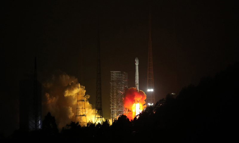 隨后，火箭上面級與衛(wèi)星成功分離，將其送入預(yù)定軌道。（梁珂巖 攝）