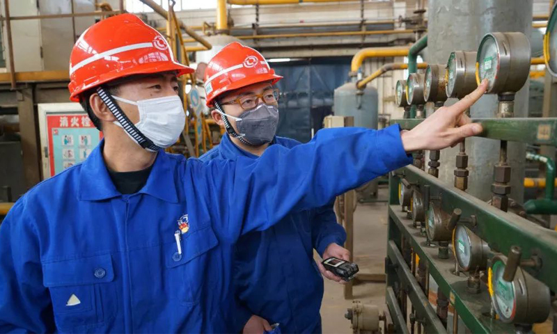 兵器工業(yè)集團北化研究院集團銀光公司一季度咬定目標任務(wù)，堅定信心迎難而上，一手抓疫情防控不放松，一手抓生產(chǎn)經(jīng)營不動搖，克服各種制約因素，在經(jīng)濟下行壓力加劇的形勢下，主導民品TDI累計生產(chǎn)2.6萬噸，生產(chǎn)經(jīng)營保持總體平穩(wěn)的良好態(tài)勢。