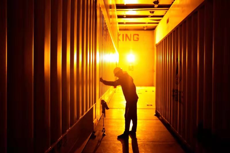 圖為長(zhǎng)征五號(hào)遙三運(yùn)載火箭集裝箱。