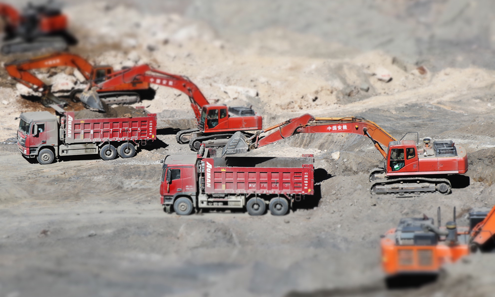 圖為6月14日拍攝的施工現(xiàn)場。（李明 攝）