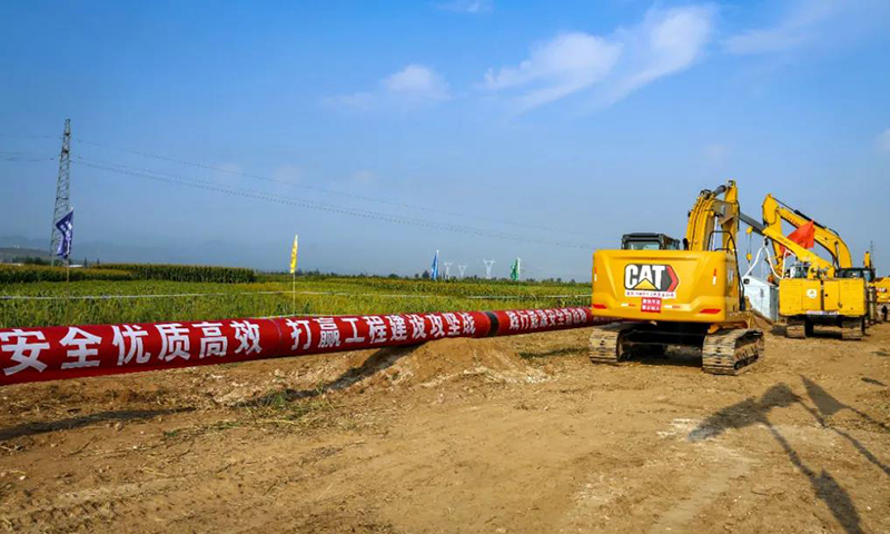 北京2022年冬奧會開幕倒計時100天前夕，位于河北省張家口市宣化區(qū)的張家口壓氣站開閥通氣，陜京四線張家口支線應張聯(lián)絡線正式投產(chǎn)進氣，國家管網(wǎng)集團保供冬奧又添新通道。