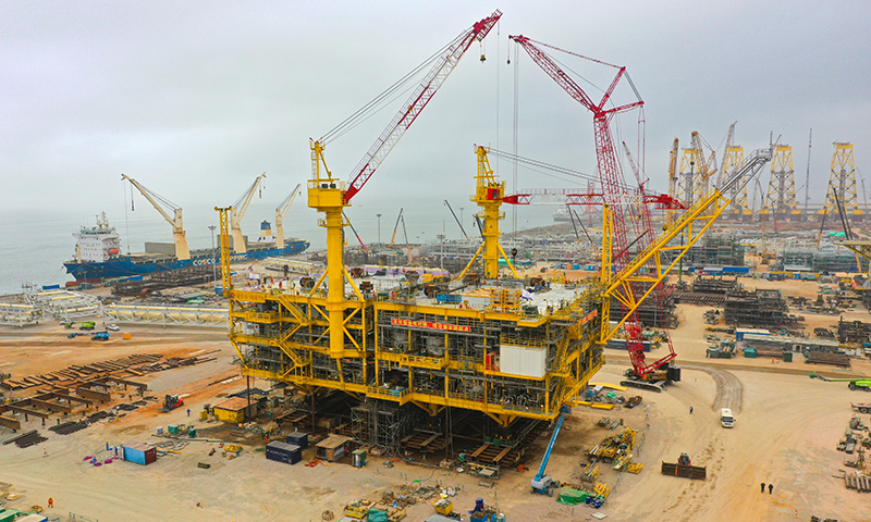 近日，中國海油陸豐15-1平臺中控系統陸地調試工作全部結束，標志著組塊陸地建造與調試完成，已具備出海安裝條件。圖為陸豐15-1平臺上部組塊陸地建造完工。