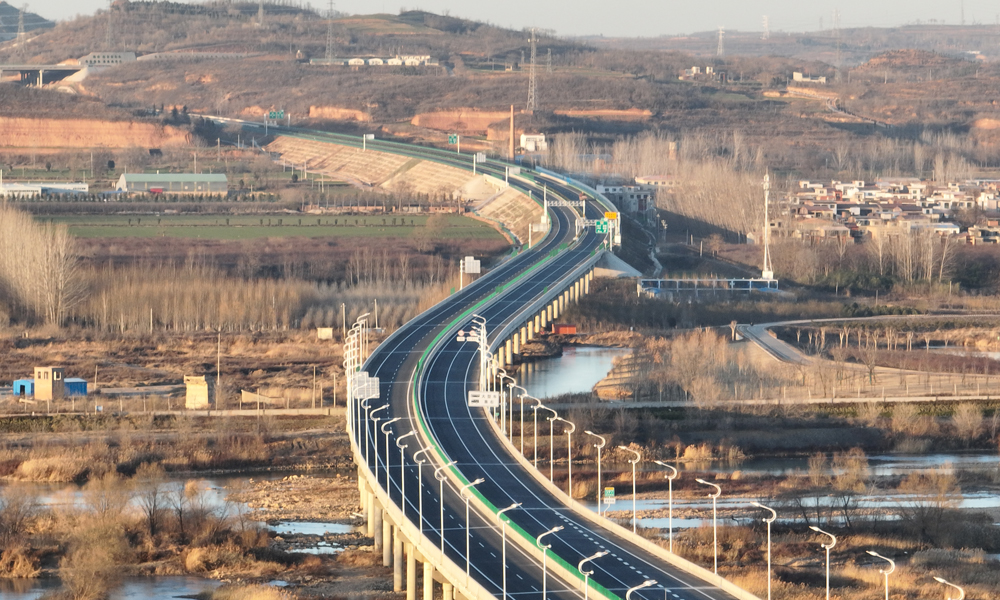 該高速由中國中鐵與河南交投合作投資，中鐵上投負(fù)責(zé)統(tǒng)籌建設(shè)和總包管理，中鐵二院設(shè)計，中鐵二局、三局、七局、九局、十局、隧道局、廣州局、北京局、上海局參建。