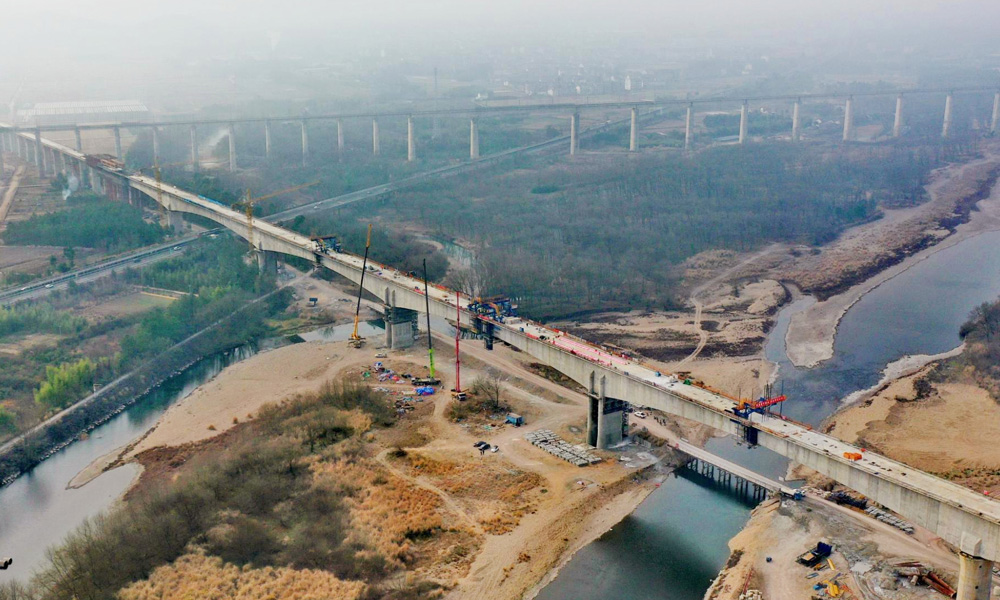 1月10日，中國中鐵旗下中鐵上海局承建的杭州至溫州高速鐵路仙居特大橋剛構連續梁成功合龍，為杭溫鐵路按期完成通車奠定了堅實基礎。