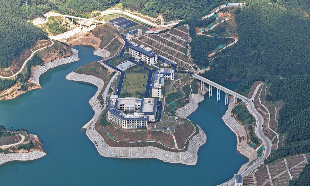 南寧抽水蓄能電站是“十四五”規劃中的重大工程之一，于2022年7月啟動建設，總裝機容量120萬千瓦。