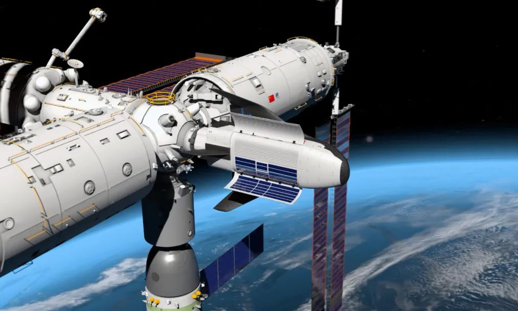 “昊龍”貨運航天飛機采用運載火箭發射，與我國空間站交會對接，完成貨物上下行之后，可無動力自主返回，水平著陸于指定機場。“昊龍”貨運航天飛機具備突出的可重復使用能力，兼顧空間站上行和下行運輸，相比傳統貨運飛船具有更好的經濟性和下行運輸能力。圖為“昊龍”貨運航天飛機模擬動畫。