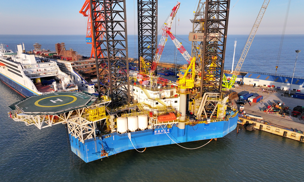 圖為新勝利三號鉆井平臺。