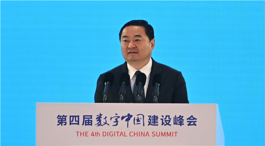 郝鹏赴福建出席数字中国建设峰会并深入调研国资国企工作强调坚持创新驱动 在服务和融入新发展格局上展现更大作为